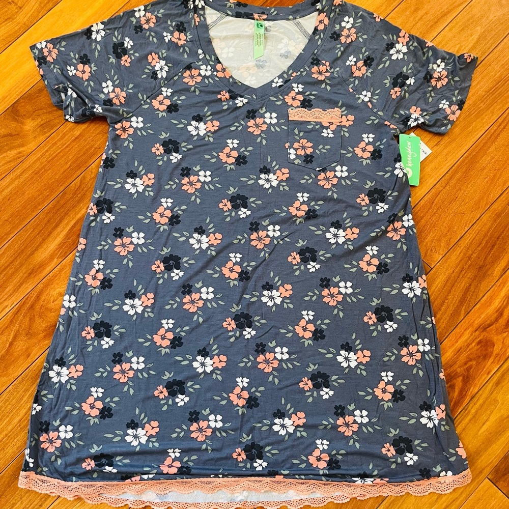 NWT Honeydew Floral Pajama Dress